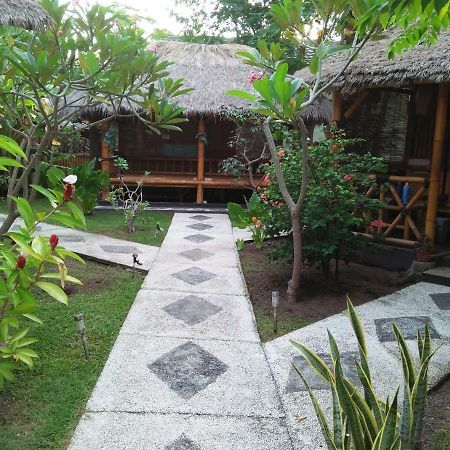 Tua Tua Keladi Bungalows Gili Air Eksteriør billede