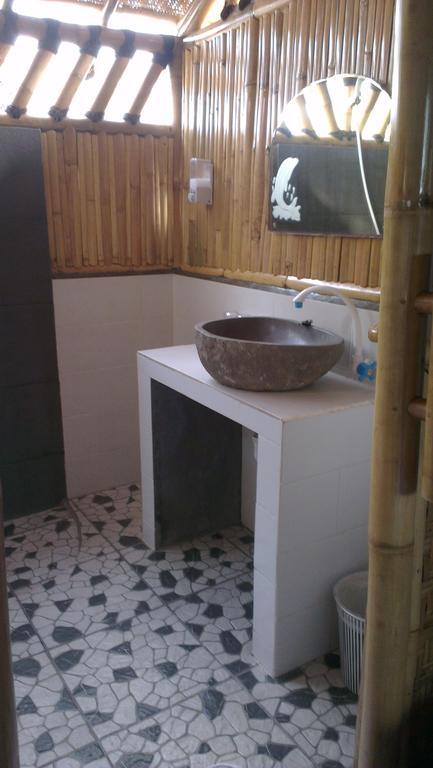 Tua Tua Keladi Bungalows Gili Air Eksteriør billede