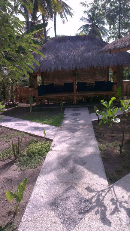 Tua Tua Keladi Bungalows Gili Air Eksteriør billede