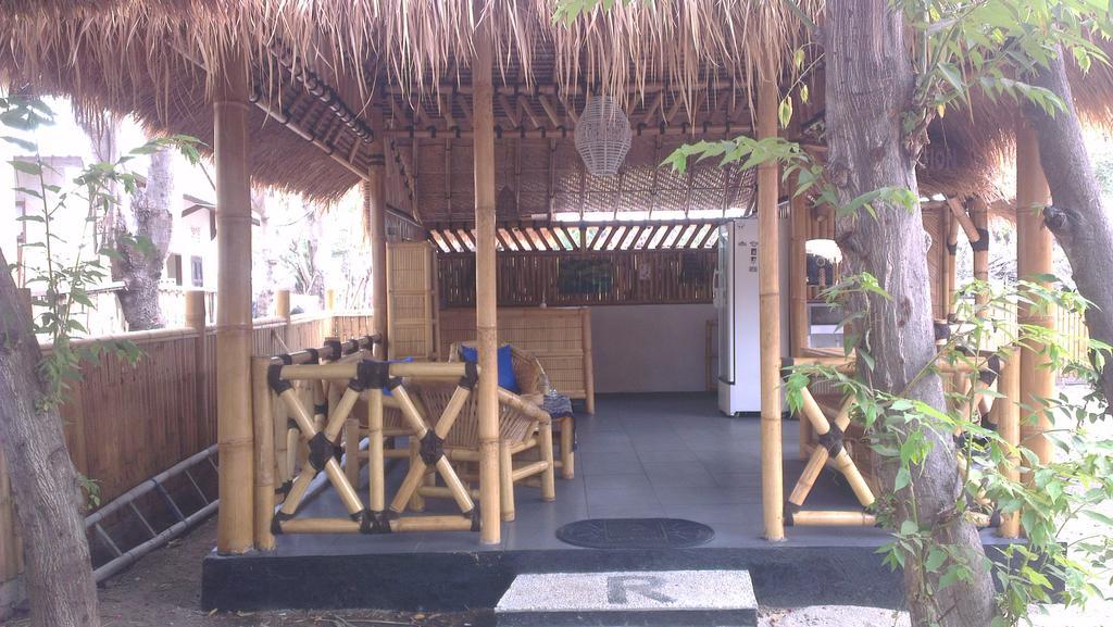 Tua Tua Keladi Bungalows Gili Air Eksteriør billede