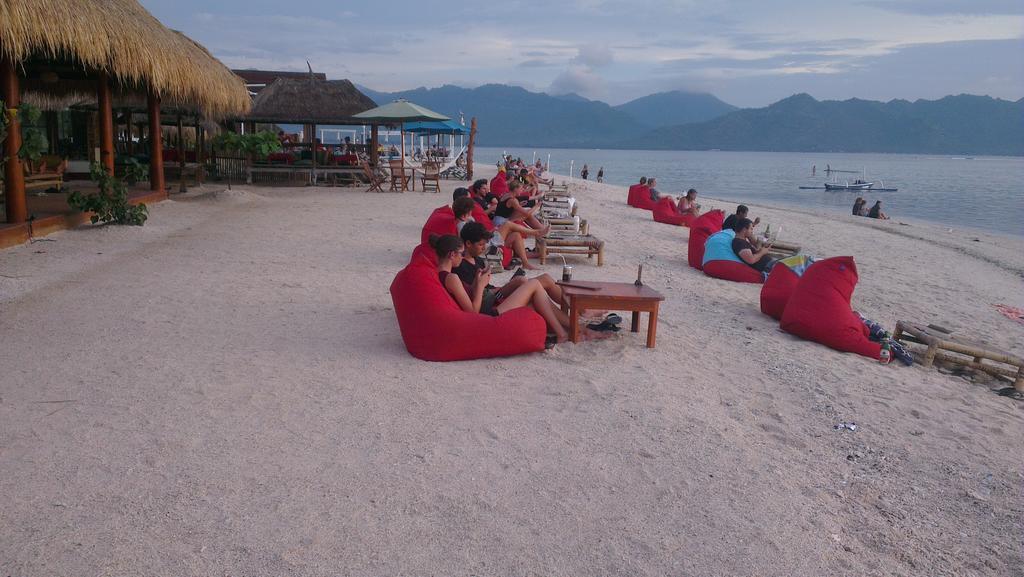 Tua Tua Keladi Bungalows Gili Air Eksteriør billede